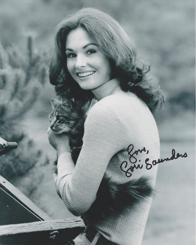 Cat. #00320232:  LORI SAUNDERS