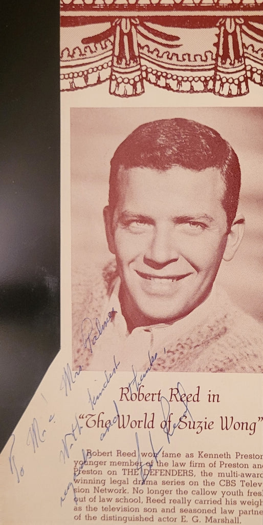 Robert Reed Autograph Example Cat. #00300212: ROBERT REED